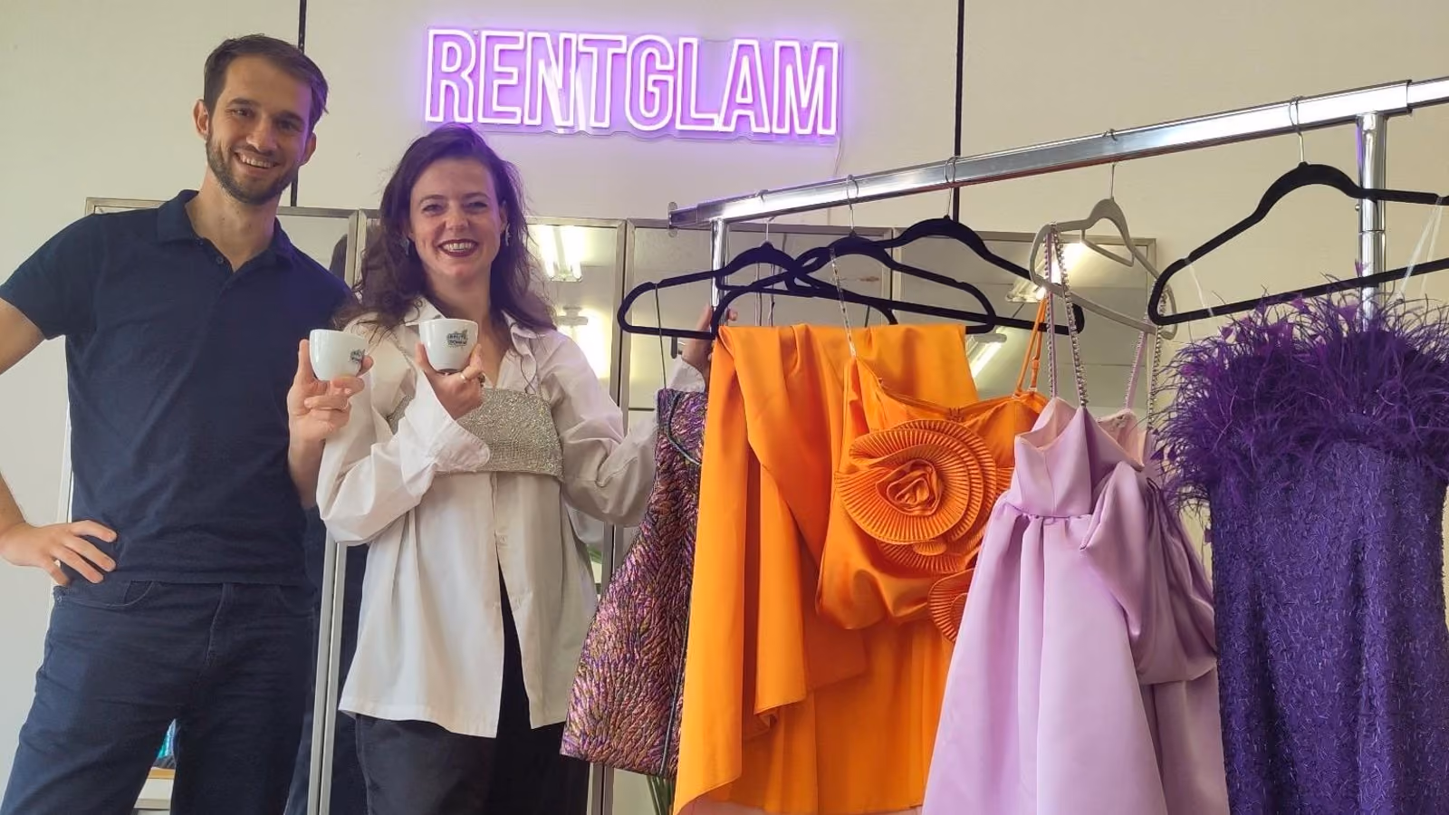 Positief, persoonlijk & heel veel glitter. Dat is RENTGLAM.