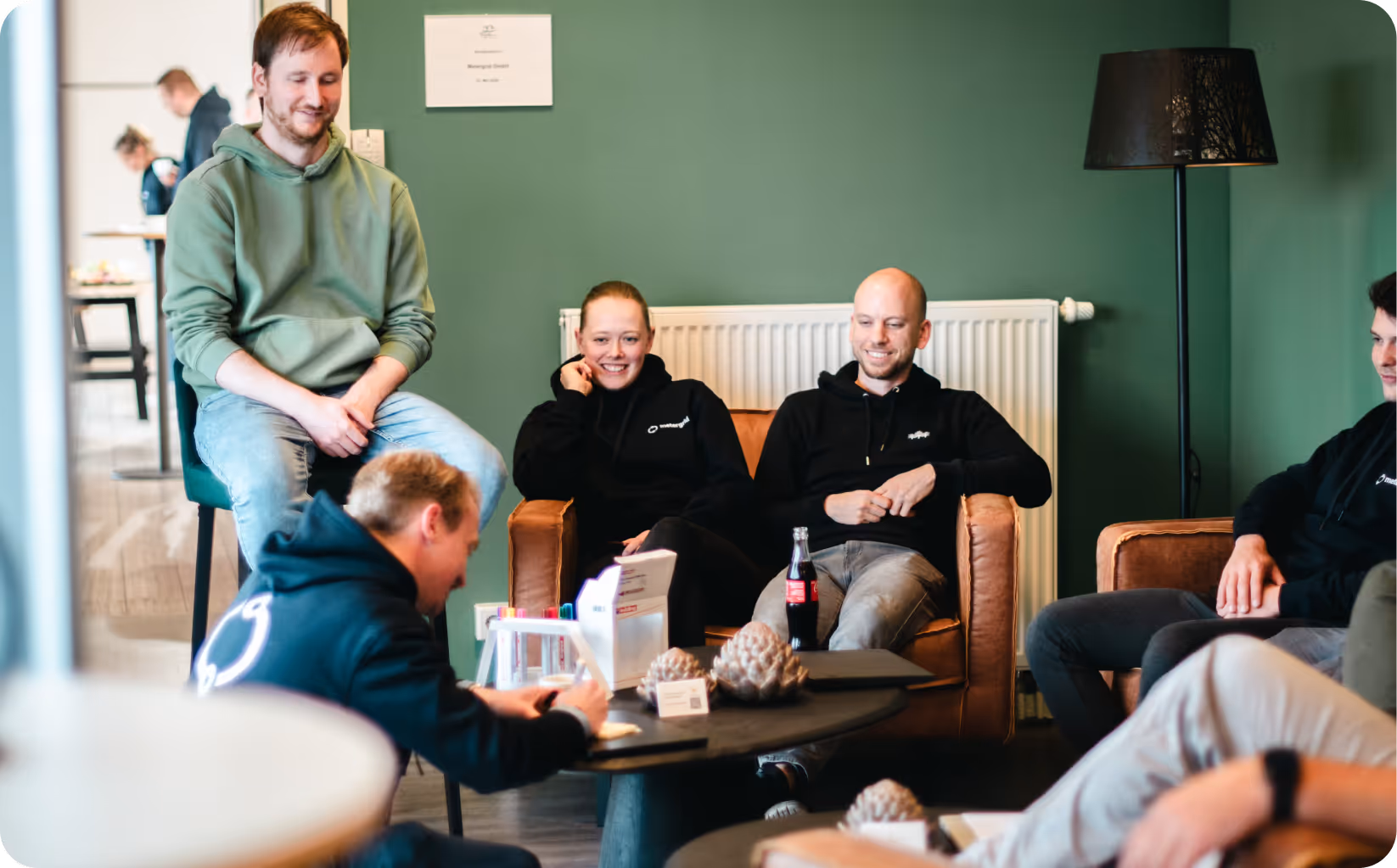 metergrid Offsite im Harz: Team Event mit lächelnden Mitarbeitern 2024