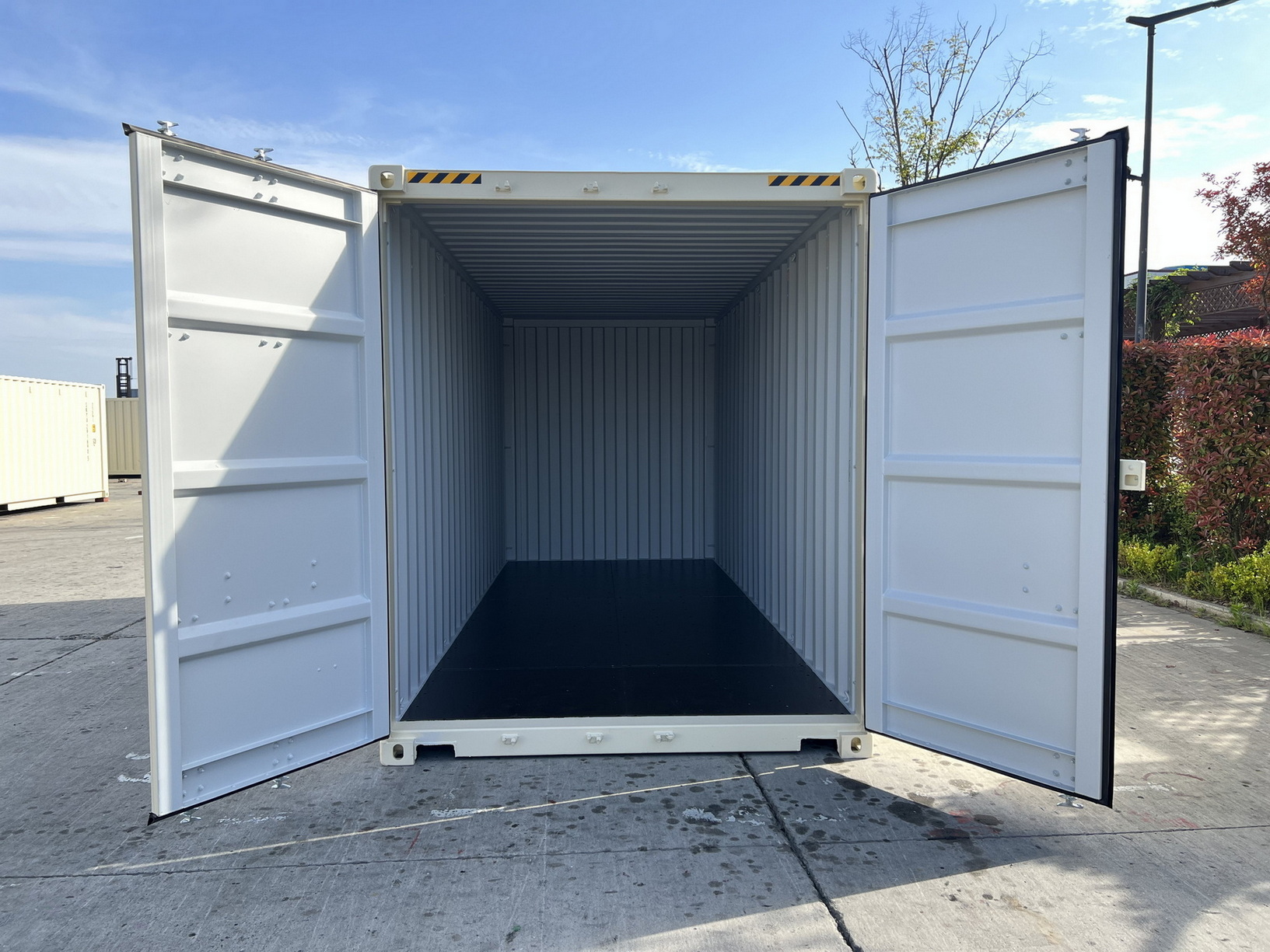 20 foot shipping container