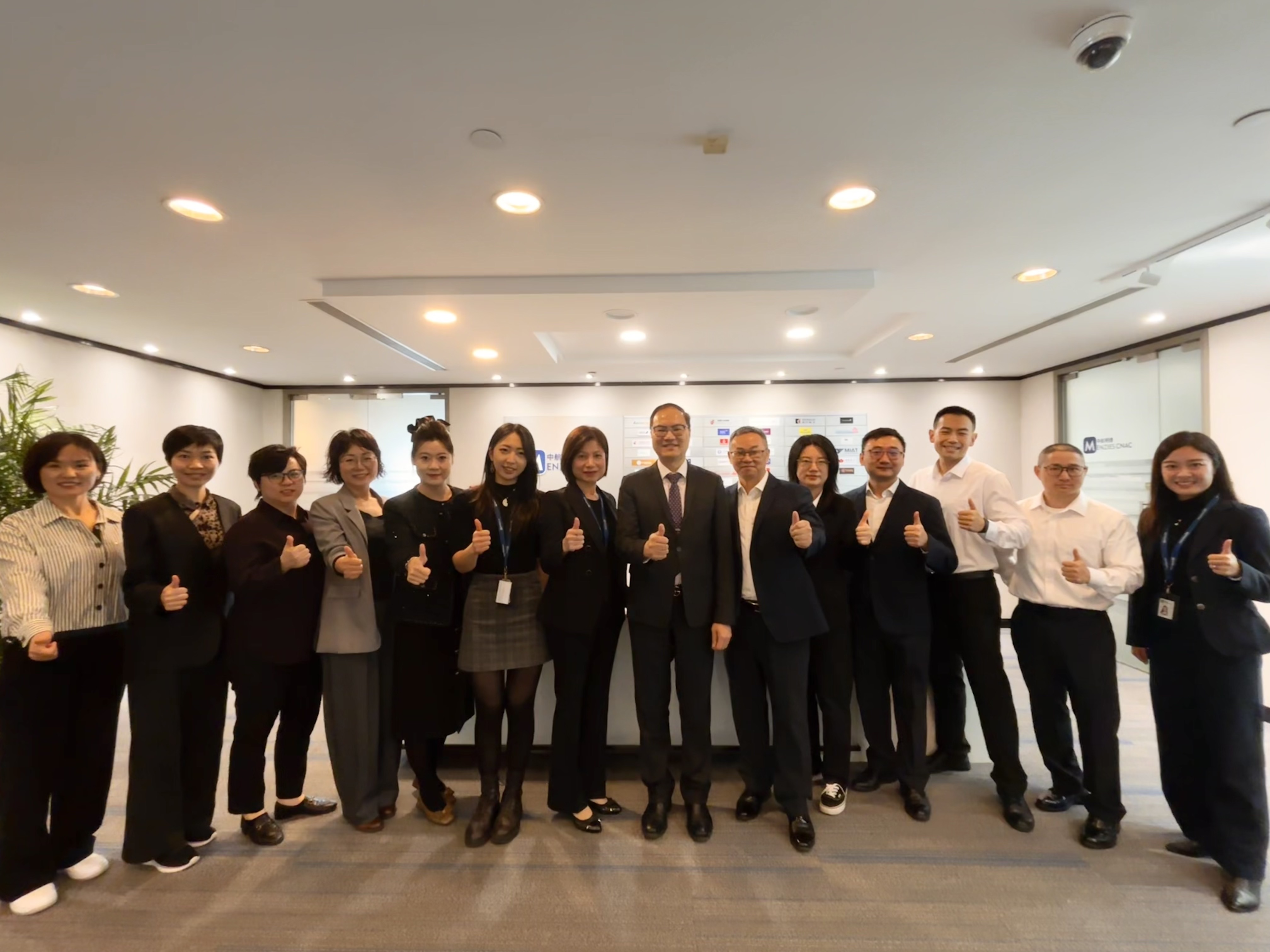 Guangzhou Baiyun International Airport Ground Handling and Guangzhou Civil Aviation College Delegates Complete Two-Week Training at Menzies CNAC Aviation Services Limited