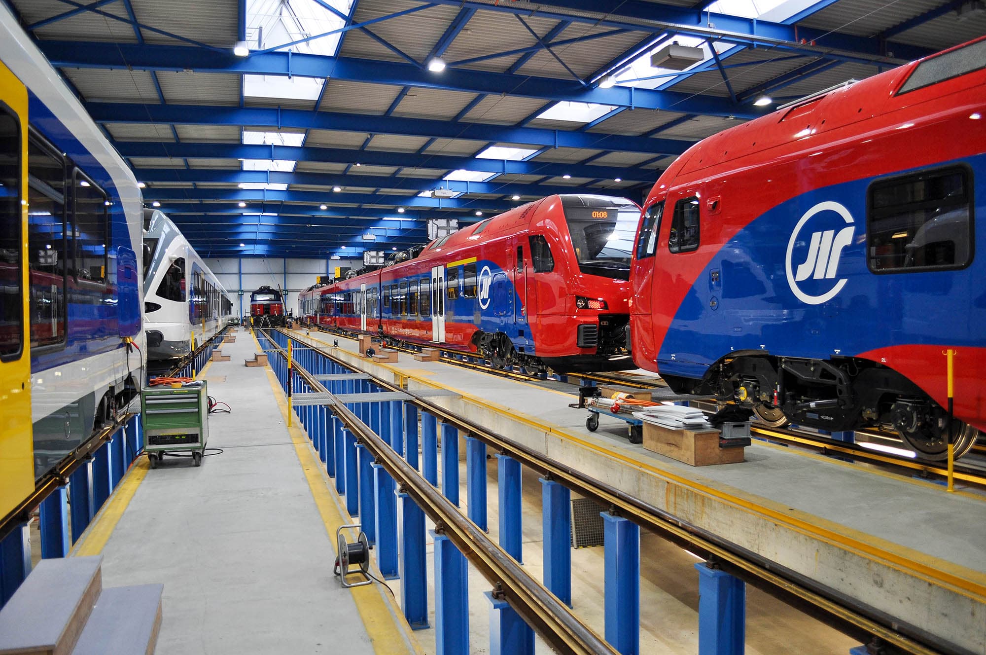 Production line for rail vehicles at train manufacturer Stadler Rail