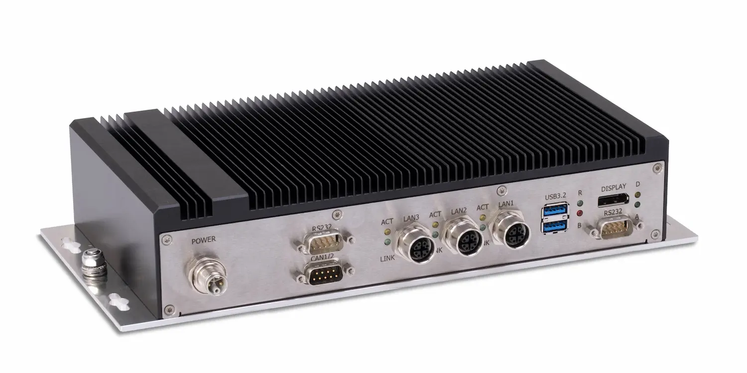 Syslogic embedded system for railway/rolling stock applications, black cooling fins