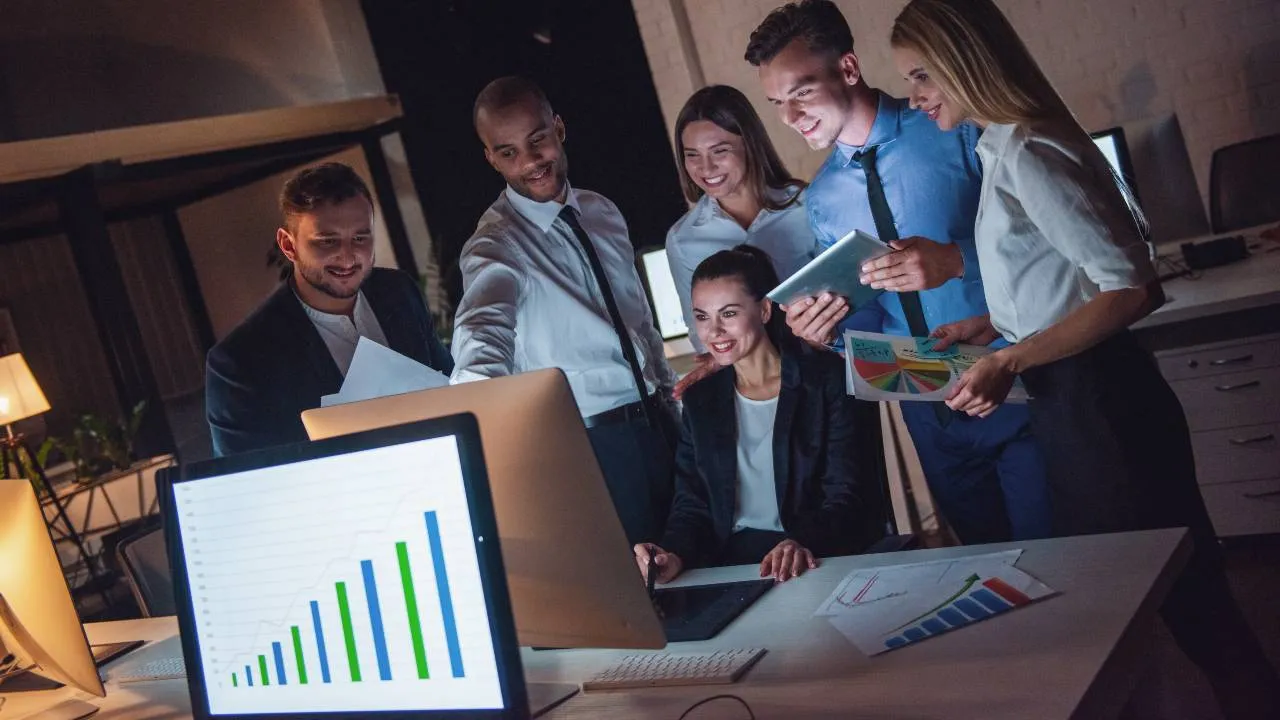 The Role of Data Analytics in RevOps: A Comprehensive Guide