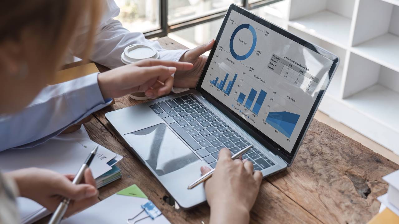 Which Type of Question Does Diagnostic Analytics Address?