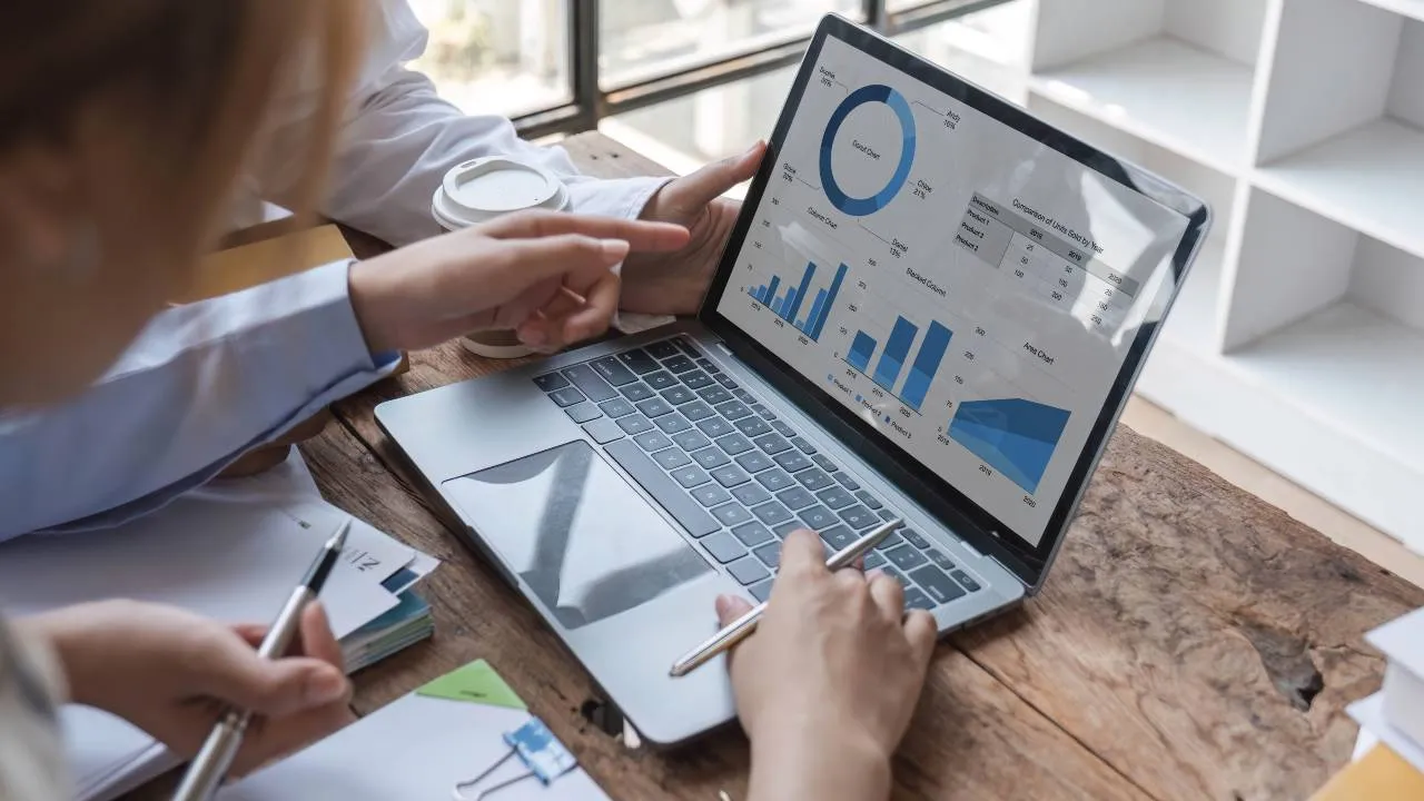 Which Type of Question Does Diagnostic Analytics Address?