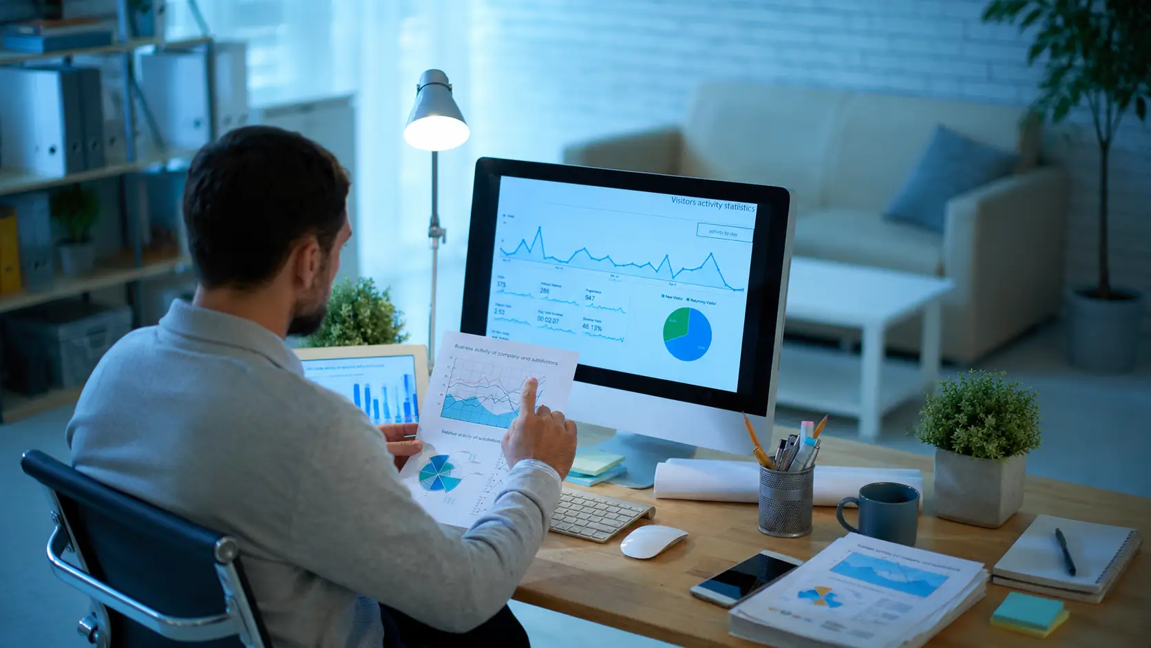 AI Retail Analytics: Multi-Location's Guide to Weekly Store Investigations