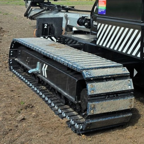 Rups van Giraffe 900.30-GC2 bouwkraan op rups in off-road rijstand