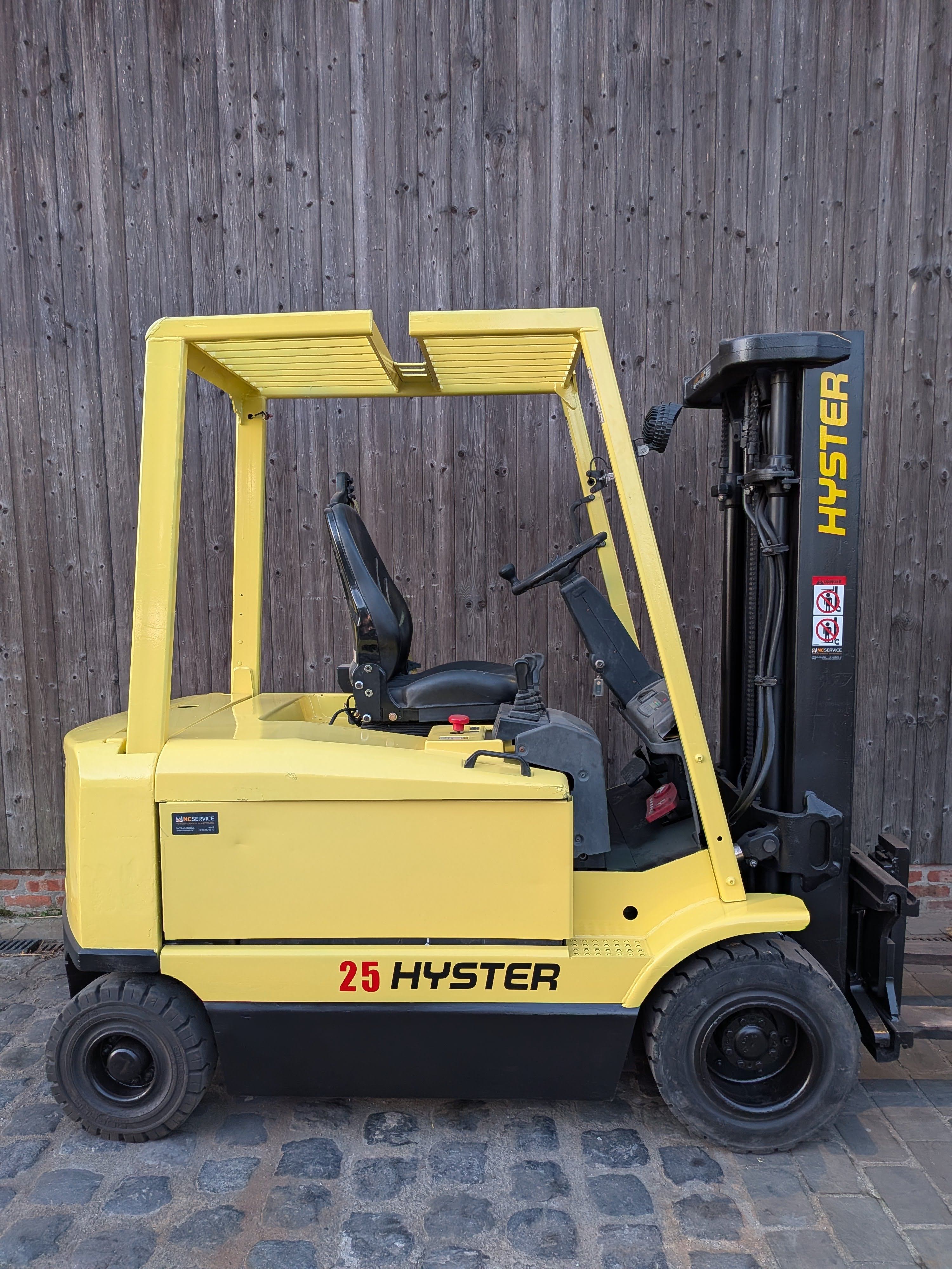 Hyster J2.50XM