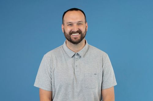 Headshot of Josh Robertson