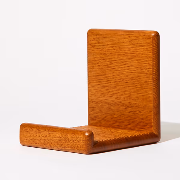 Side angle of vinyl record holder Nowpie Deluxe