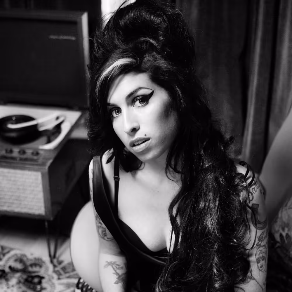 Photo of Amy Winehouse, image source Apple Music