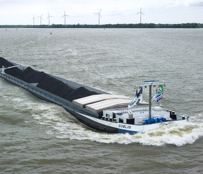 Mitsubishi engines for the Inland shipping market