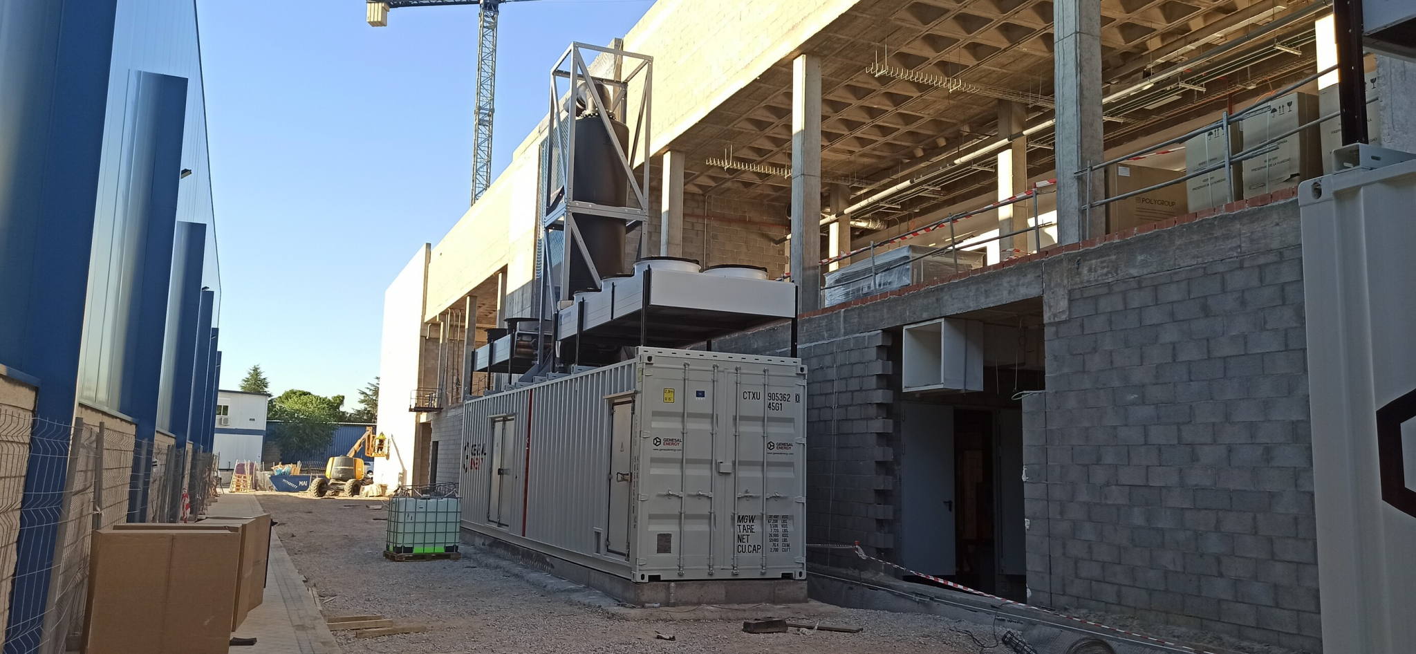 Fail safe energy for a railroad network Data Centre