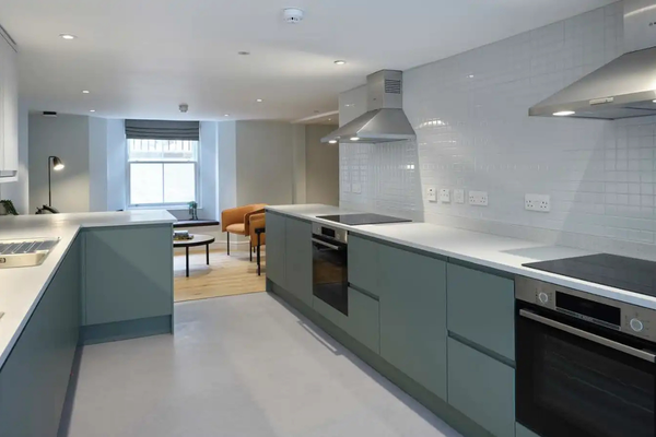 Portugal Street kitchen