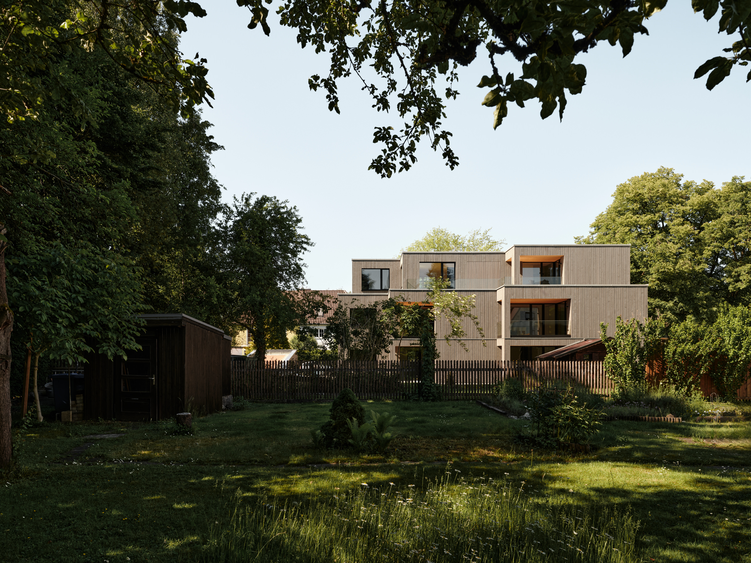 WSM Architekten Holzhaus aus der Distanz