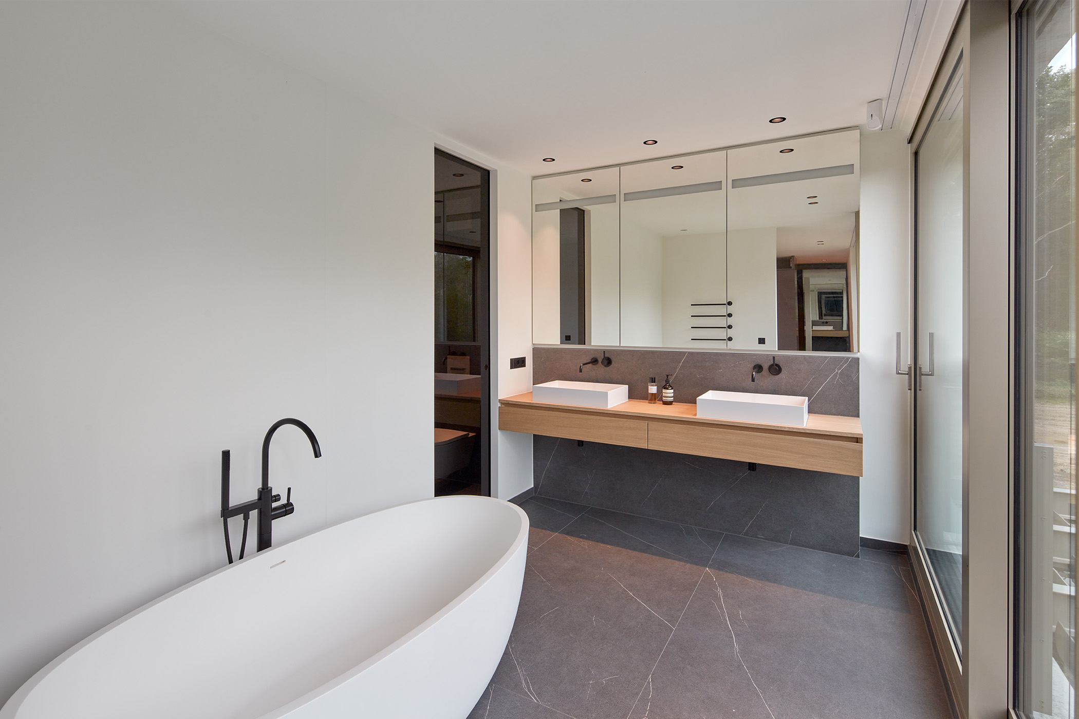 Georg Döring Architekten Badezimmer im Haus in Langenfeld
