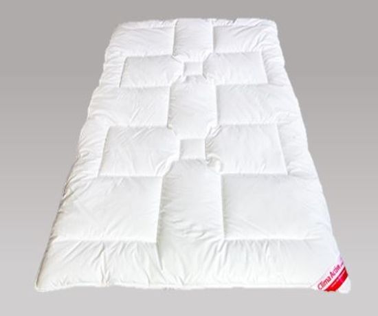 Duvet synthetisch Luxury 240x240 weiss