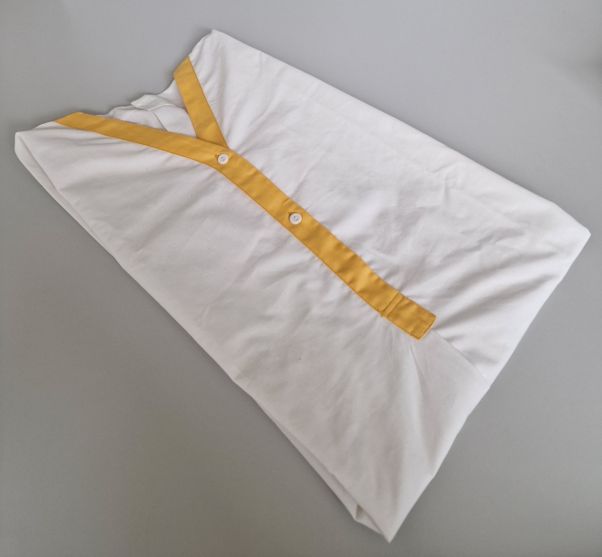 Patientenhemd weiss mit gelbem Kragen XL gelb