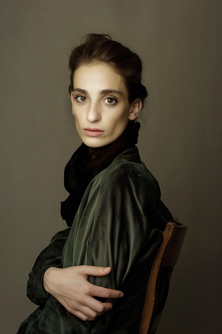 Portrait generated using Midjourney prompt techniques, showcasing style referencing and influence control for photographers.