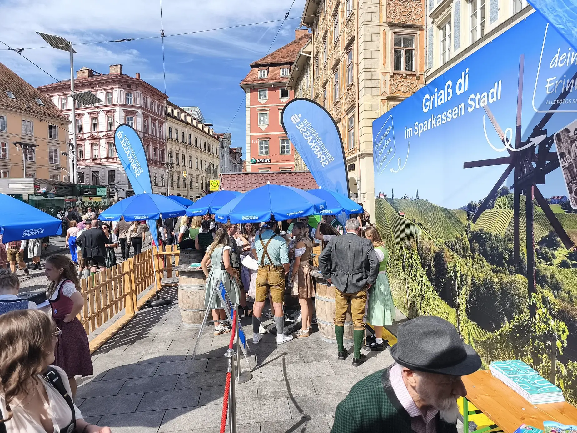 Sparkassen-Stadl und Festbetrieb in der Grazer Innenstadt beim Aufsteirern