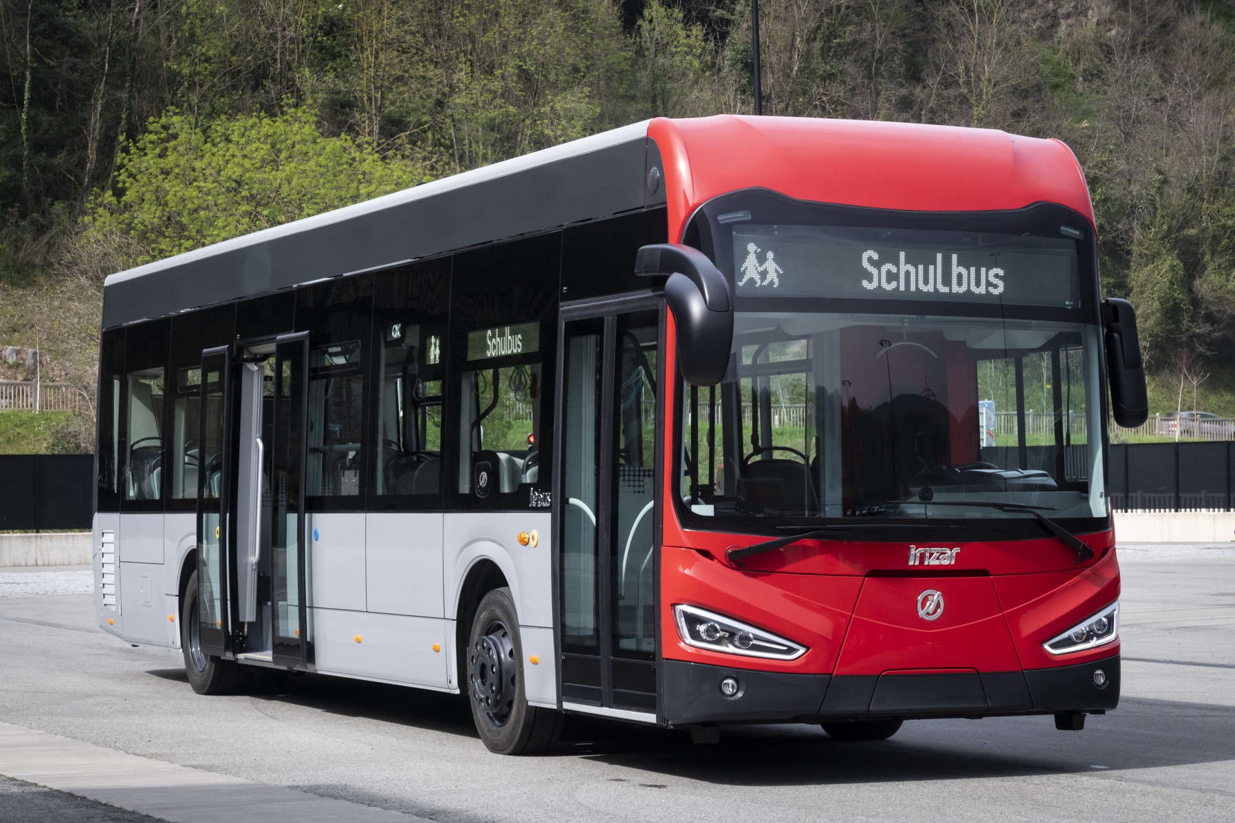 Ein Bus der Marke Irizar.