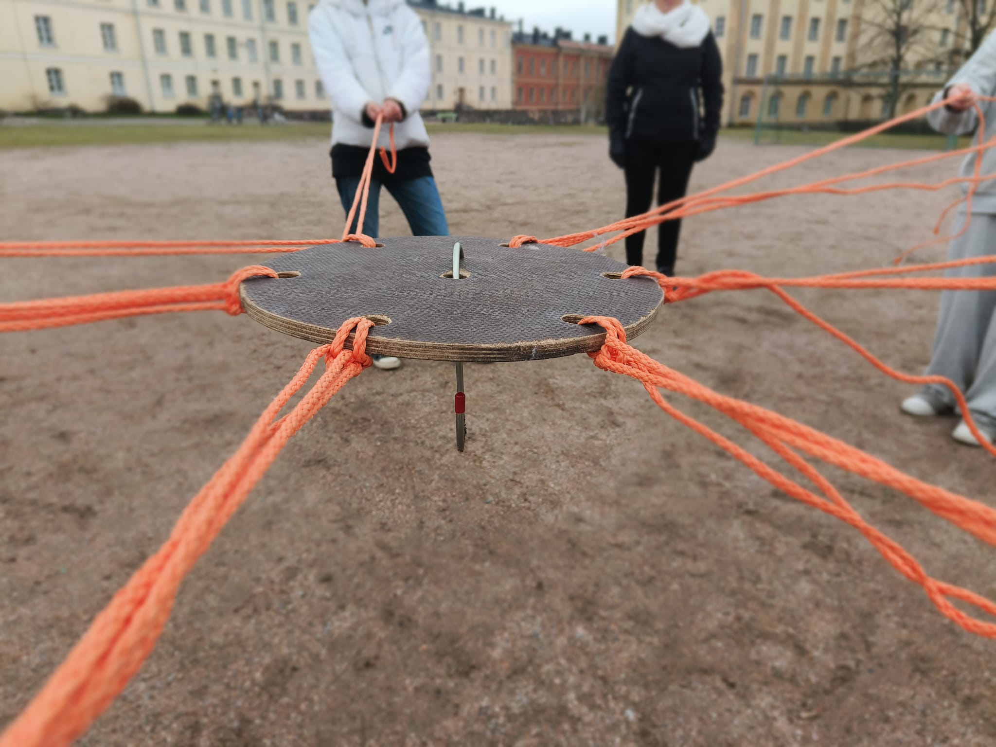 LEIRIKOULUT NYT JA TULEVAISUUDESSA