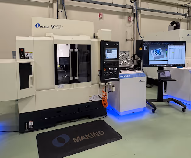 Makino CNC Machine with CAPPS-NC Software