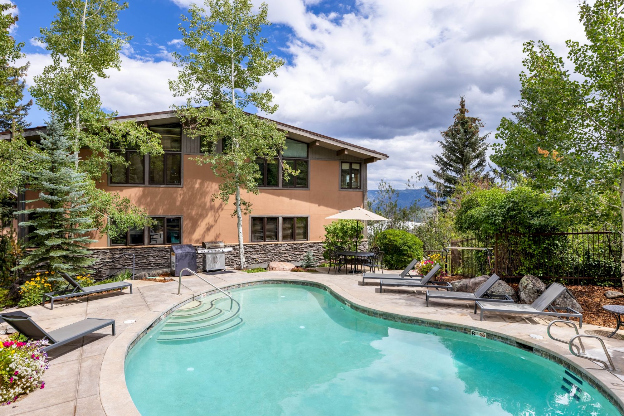 Fachada externa do Aspenwood Condominiums em Snowmass Village