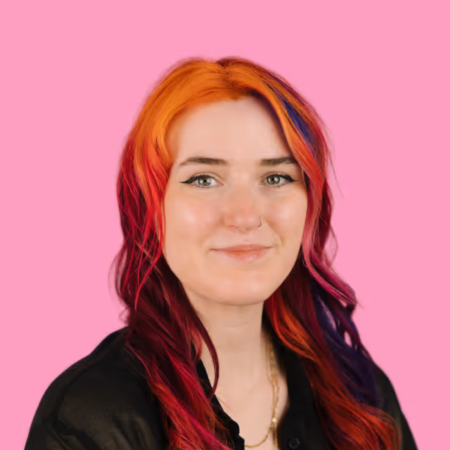 Portrait photograph of author Kat Smith