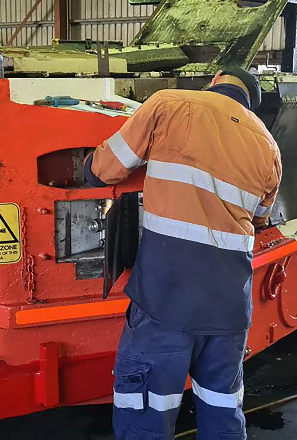 Repairing mining machine