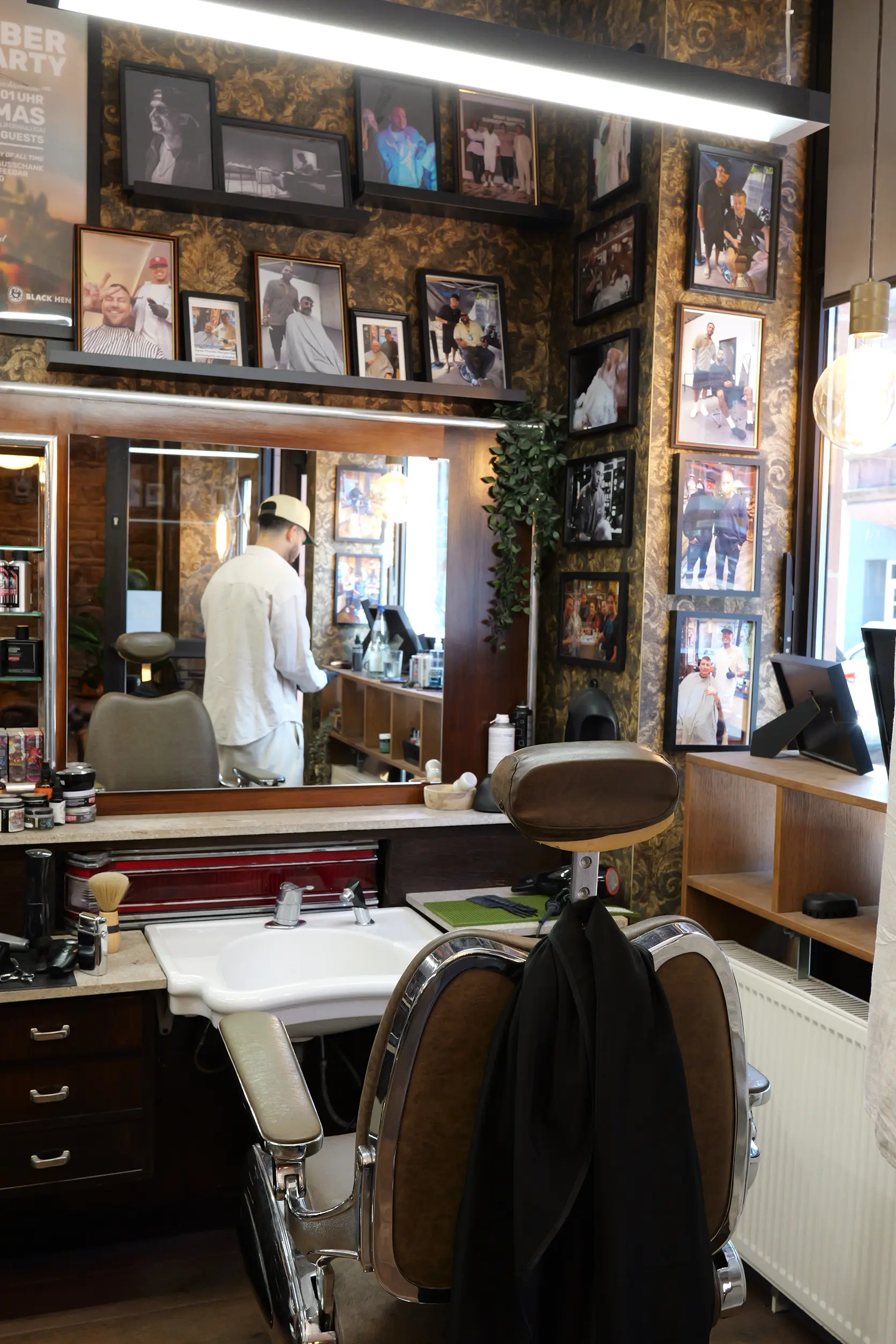 Foto der Atmosphäre im Barbershop