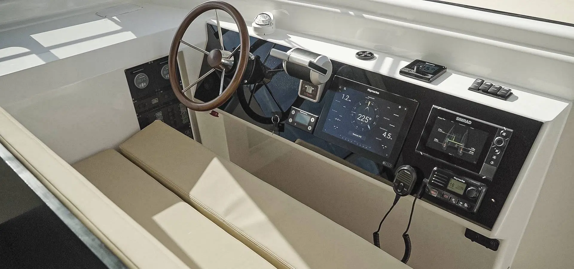 Luxurious interiors that redefine cruising on Cat12.0.