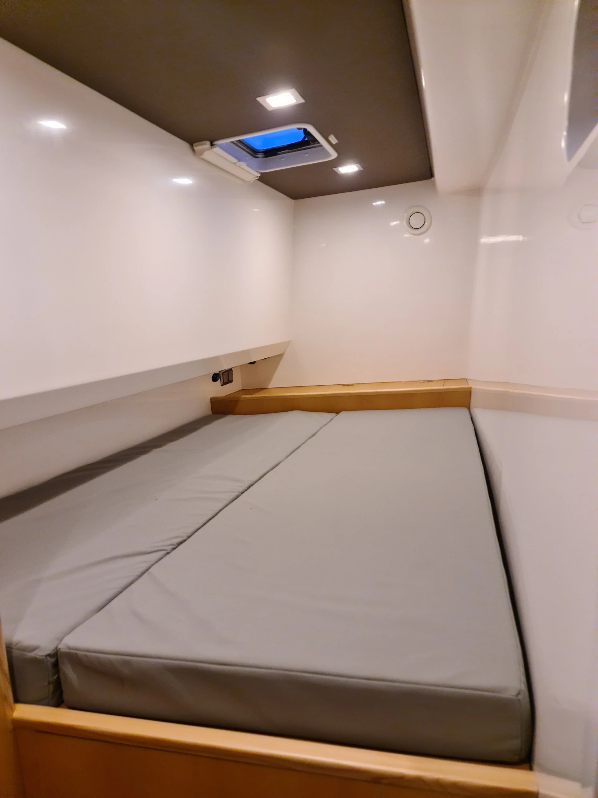 Savor the upscale ambiance of Cat12.0 Cruise's interior.