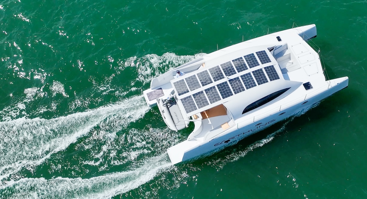 E‑40 Power Catamaran