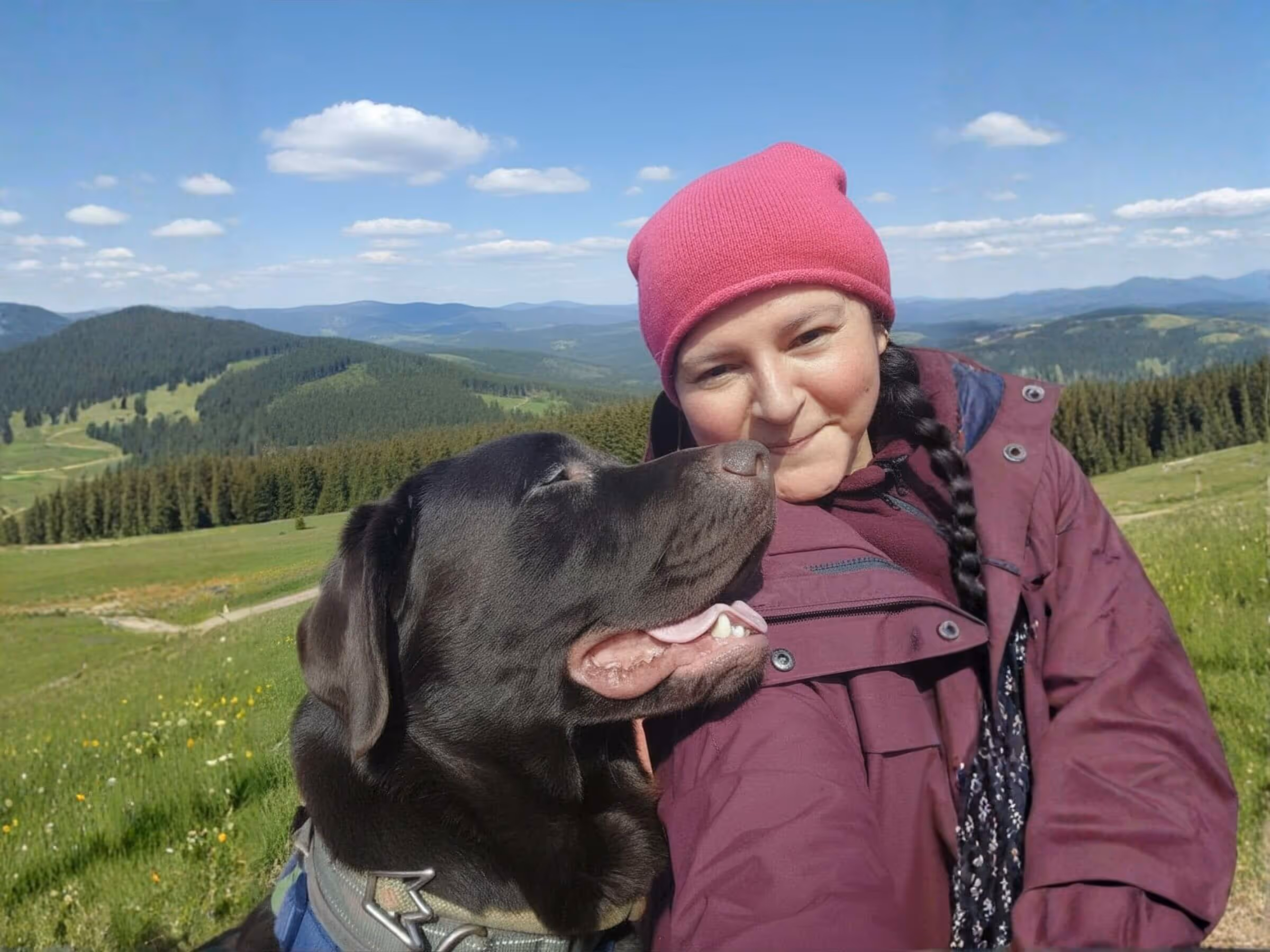 Komunikátorka se zvířaty Anna Karina León Girón se psem Falco