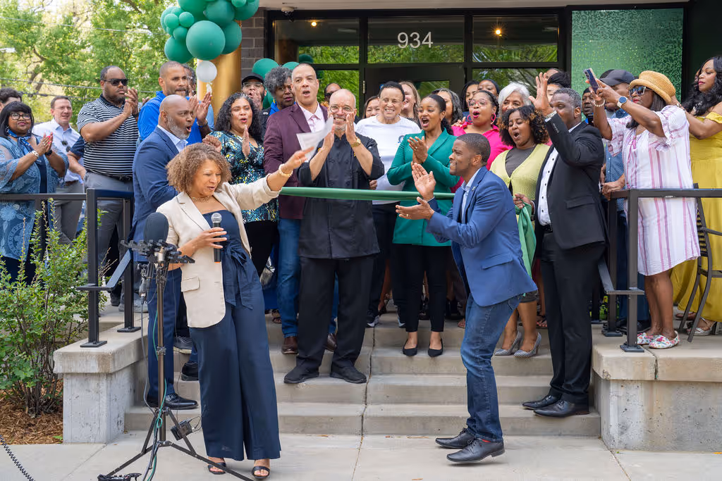 Golden Thyme Restaurant & Bar
934 Selby Avenue, Saint Paul, MN
