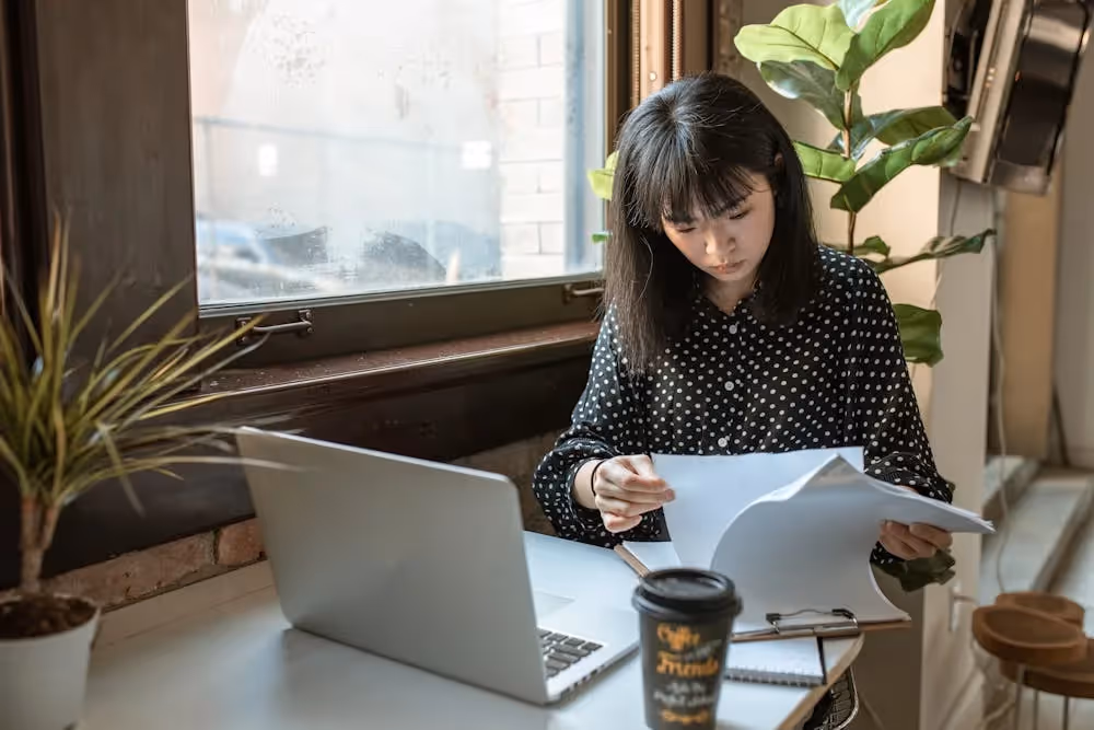 devenir assistante juridique freelance