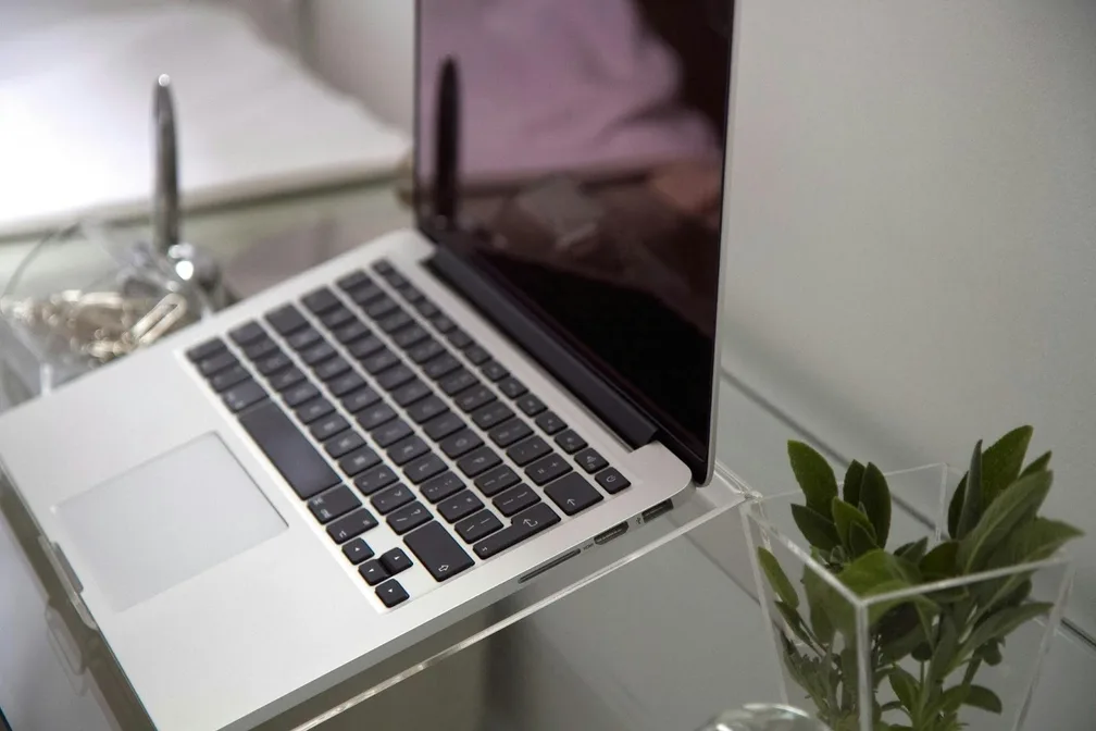 Est-ce possible de télétravailler en assistante juridique ?