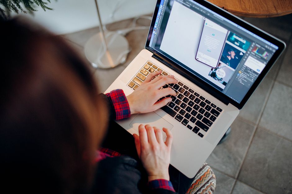 Réussir sa première mission freelance media buying en 2026