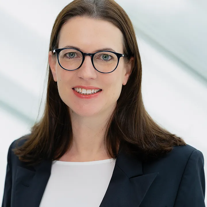 Dr. Franziska Schirrmacher