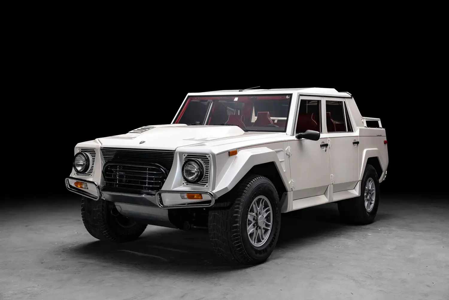 1990 Lamborghini LM002 