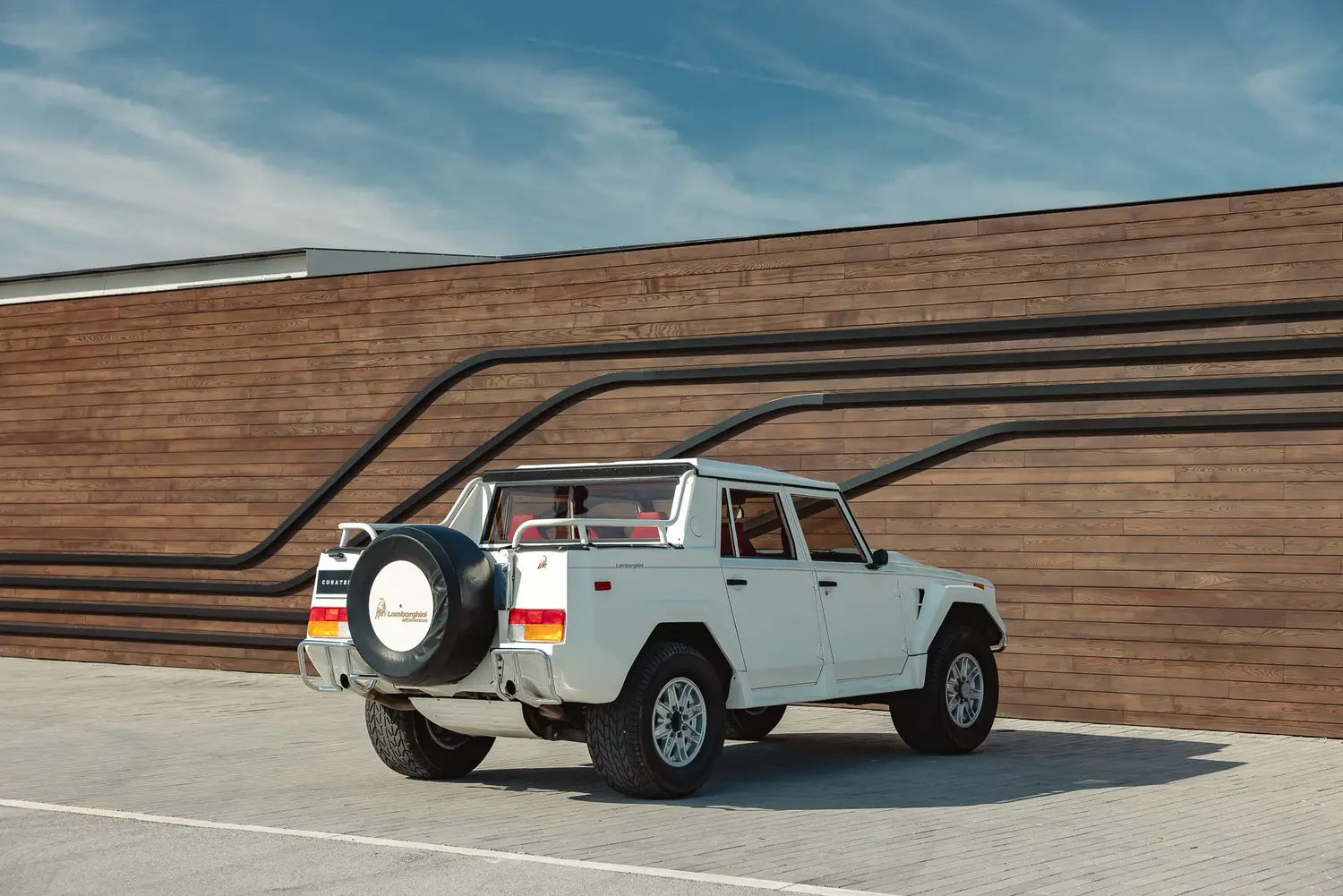1990 Lamborghini LM002 