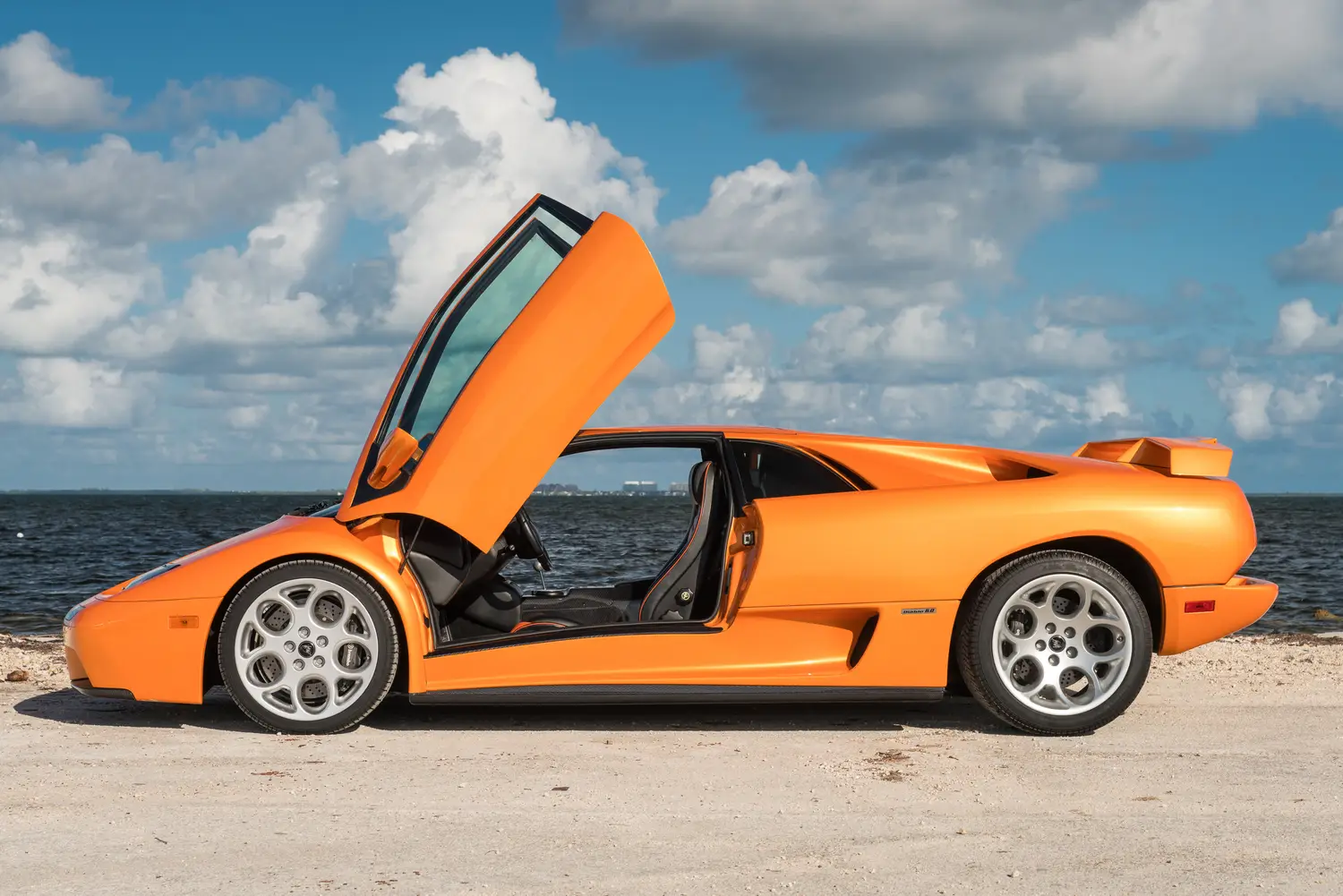 2001 Lamborghini Diablo 6.0