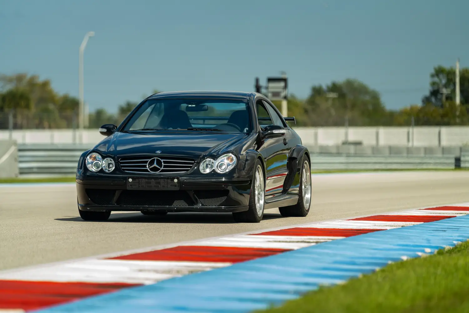 2005 Mercedes-Benz CLK DTM