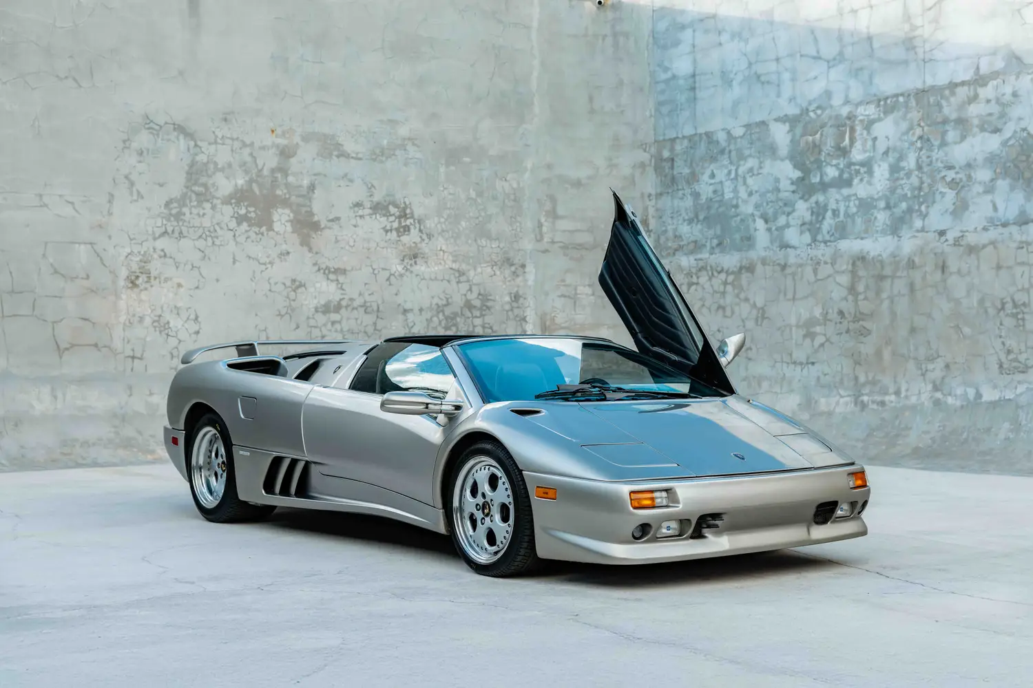 1997 Lamborghini Diablo VT Roadster