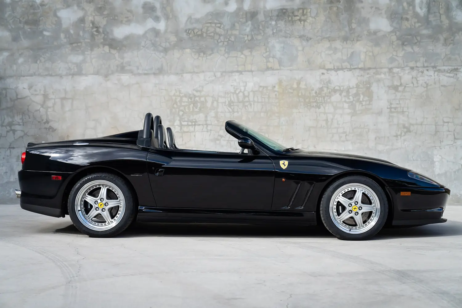 2001 Ferrari 550 Barchetta 