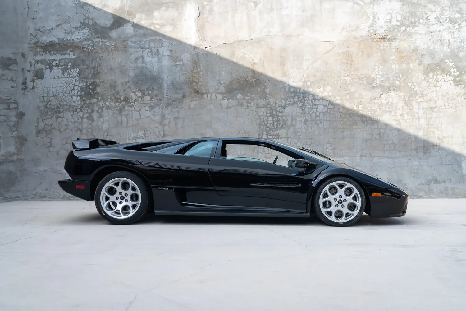 2001 Lamborghini Diablo 6.0