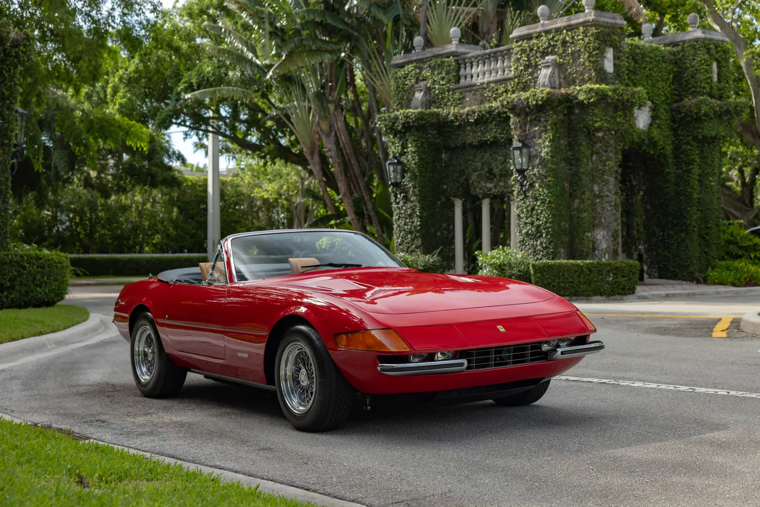 1971 Ferrari 365 GTS/4 Daytona Spider