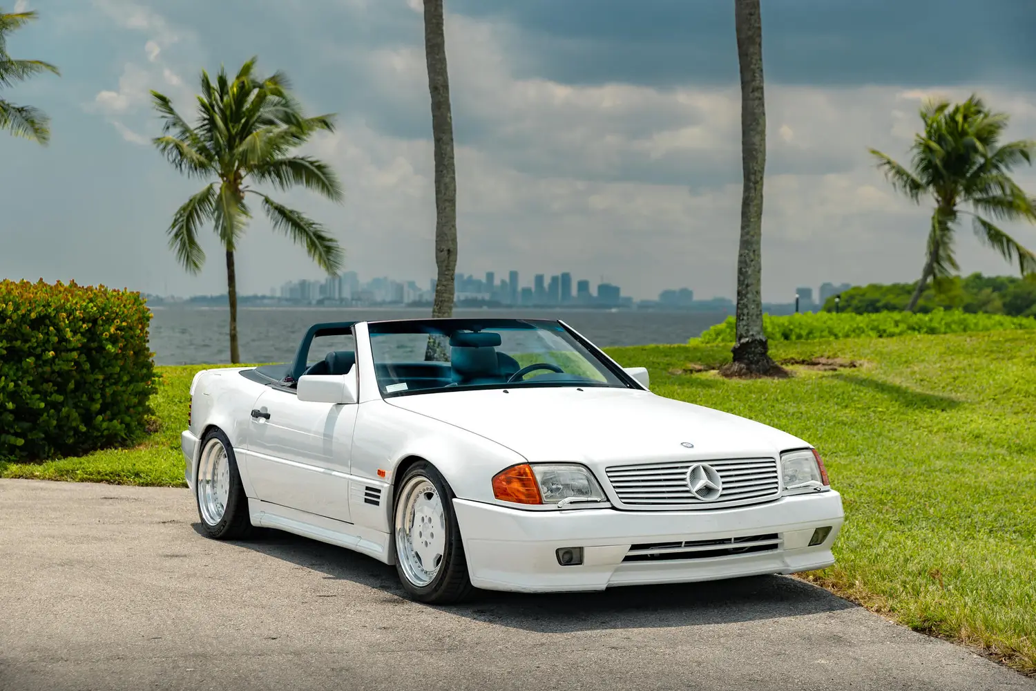 1991 Mercedes-Benz SL60 
