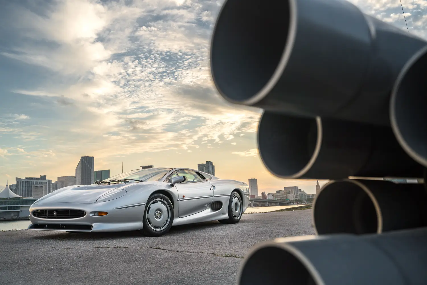 1994 Jaguar XJ220 